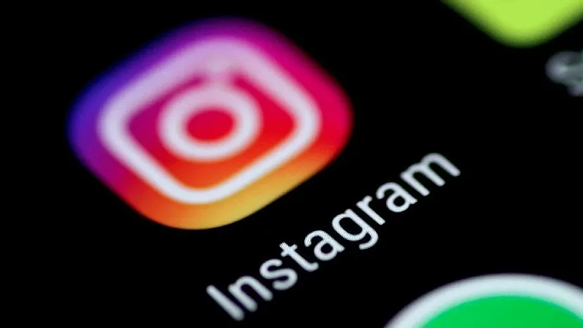 Adding Descriptions to Instagram Posts on Behalf of Other Users