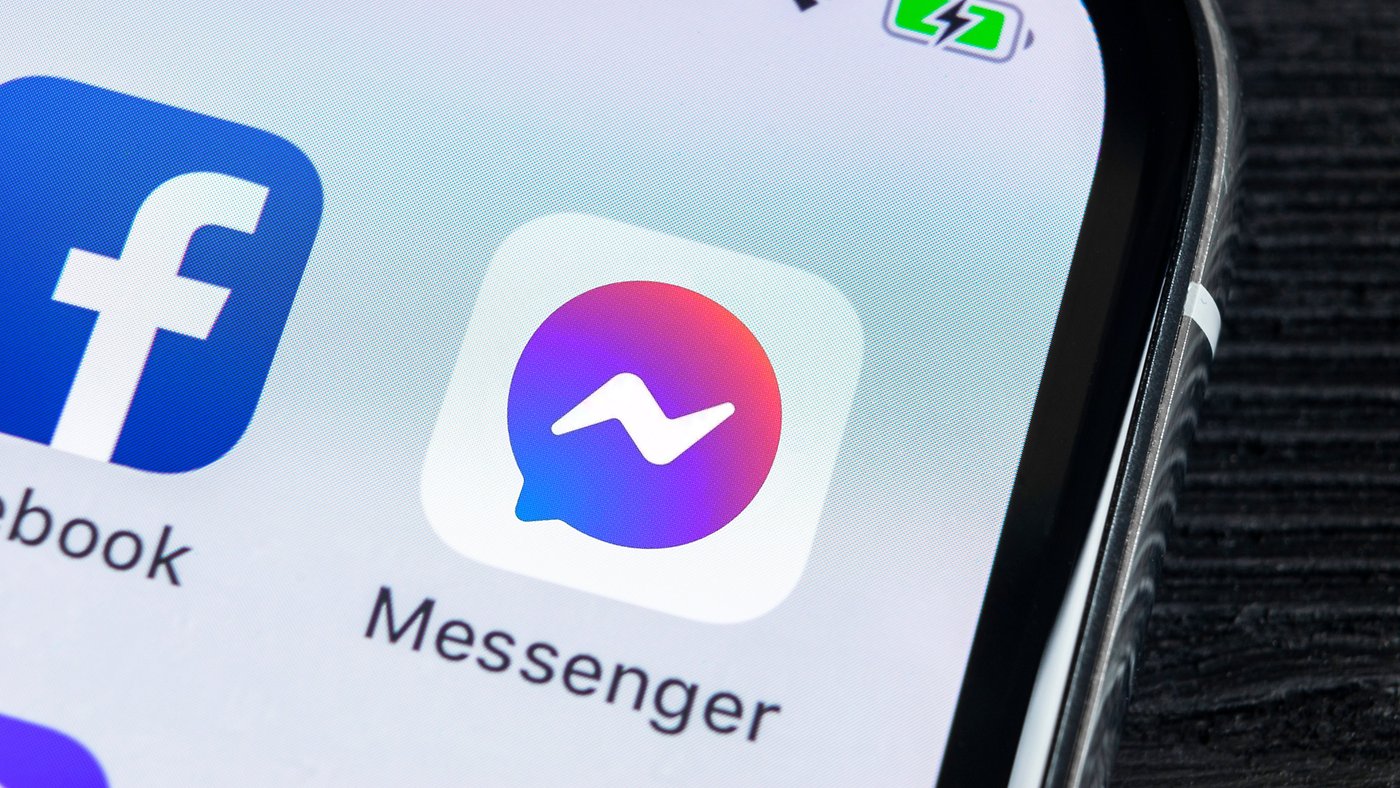 Disclose private attachments in Facebook Messenger Infrastructure